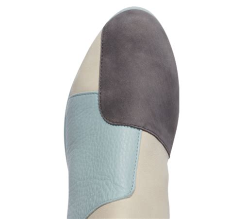 arche - Collection of Shoes and Accessories for Women and Men