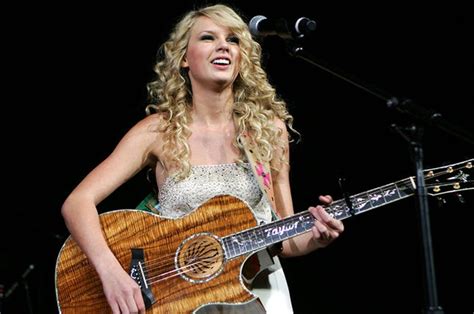 Best Taylor Swift Country Songs and Lyrics | US99