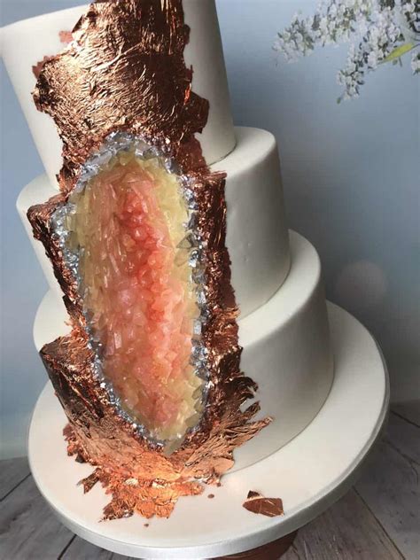 30 Beautiful Geode Cakes And How To Make Your Own