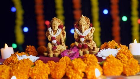 Diwali Shubh Muhurat And Puja Vidhi 2023 दिवाली पर इस विधि से करें मां लक्ष्मी और गणेश जी की पूजा