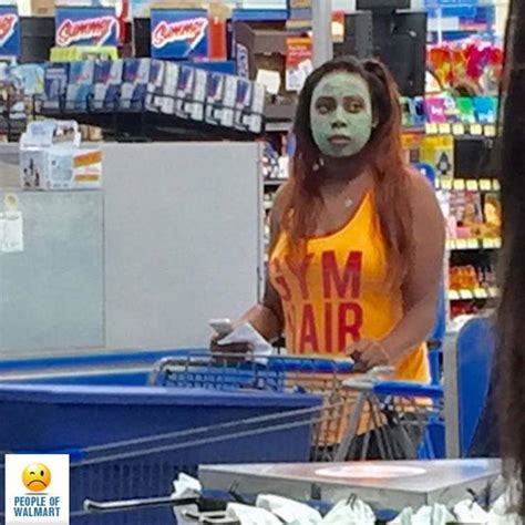 “Walmart” Customers Are Very Special… (50 PICS) - izispicy.com