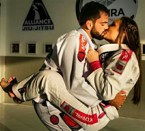 Pin De Hong Zhen Tan Em Prewedding Shoot Ideas Em Jiu Jitsu