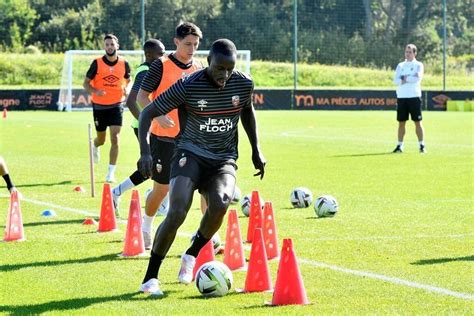 FC Lorient Benjamin Mendy Un Retour Et De Nouveaux Messages Hostiles