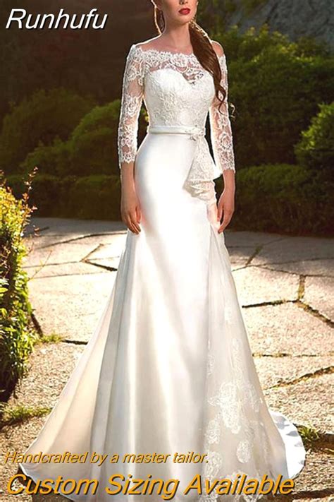 Runhufu Long Sleeves Lace Mermaid Wedding Dress For Bride Satin Bridal