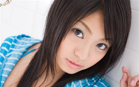 Beautiful Model Mizuho Tada Stylish Images Shoot