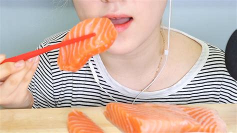 [asmr] 연어 먹방 이팅사운드 Salmon Mukbang Eatingsounds Youtube