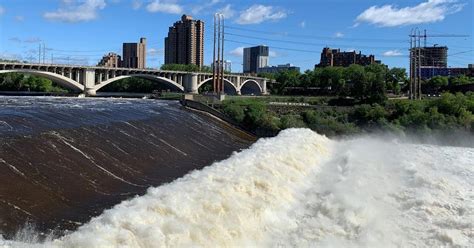 Deconstructing The Past And Future Of St Anthony Falls Lock Streetsmn