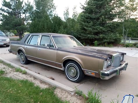 1980 LINCOLN TOWN CAR | EstateSales.org