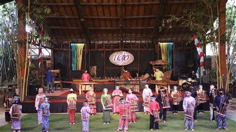 Saung Angklung Udjo Wisata Budaya Dan Edukasi Yang Menjadi Ikon