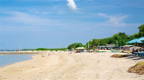 Sanur Beach, Enjoying The Beautiful Sunrise - Traveldigg.com