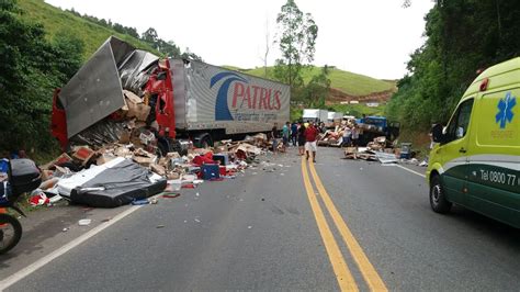 Acidente Duas Carretas Deixa Feridos Na Br No Es Estradas