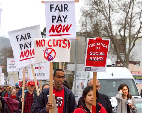 Chicago Teachers Union Makes Big Contract Gains After 11-Day Strike