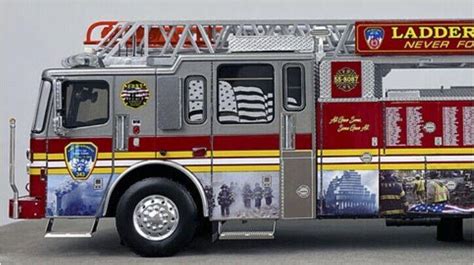 Fire Replicas Fdny Ladder 343 Ferrara 4553311231