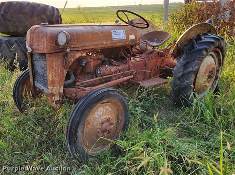 Ford 8N tractor in Pawnee City, NE | Item DM8034 sold | Purple Wave