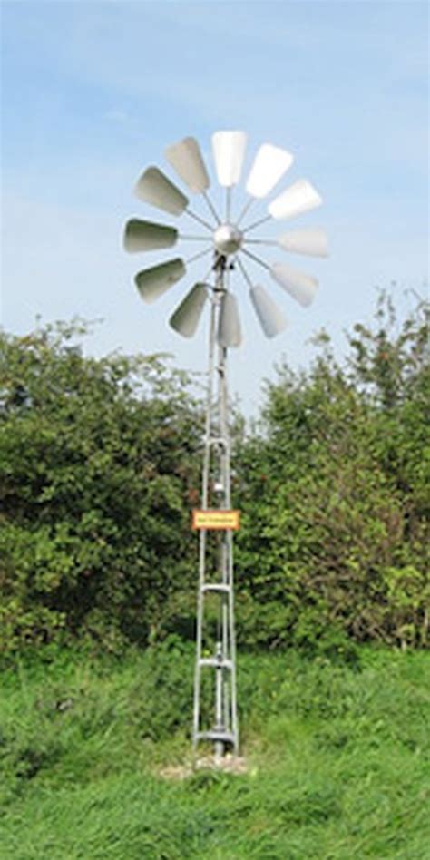 Simple Steps To Build A Diy Wind Powered Water Pump Ecofriend Windmill Water Pump Windmill