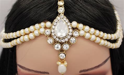 20 Chic Indian Bridal Hair Accessories To Die For