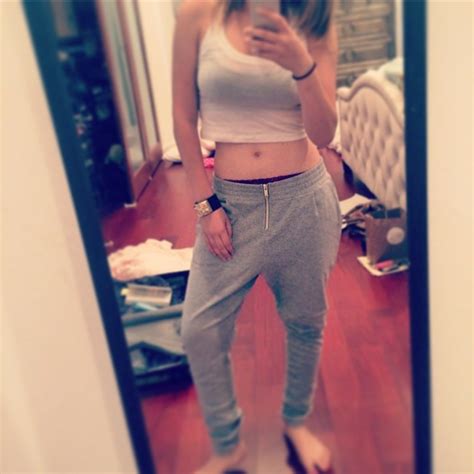 Jennette Mccurdy Mirror Selfie Celebs