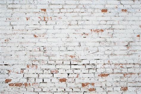 Oude Witte Bakstenen Muur Met Gebarsten Beton Stock Afbeelding Image