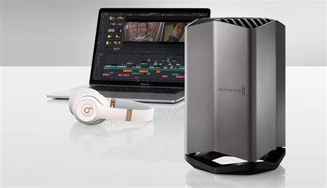 Blackmagic eGPU – Graphics Superpower for MacBooks via Thunderbolt 3 ...