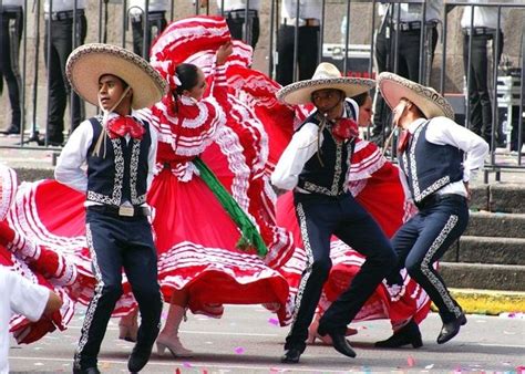 Traditional Mexican Clothing Top 10 Prettiest Outfits Of Mexico