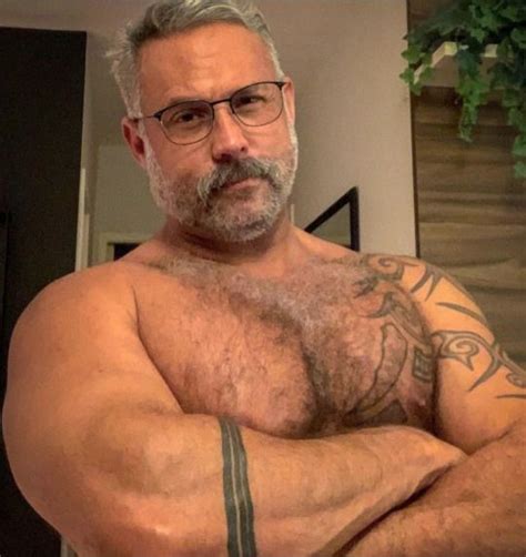 Pin By Joaquim Lopez On Dady Bears Men Bearded Men Hot Older Men Bear Men