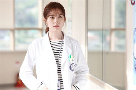 W 더블유 Korean Drama Picture Han Hyo Joo Korean Drama Korean Bangs