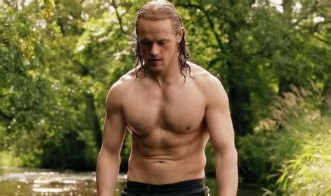 Outlanders Sam Heughan Opens Up On Body Image Struggles Literally Starved Myself Tv