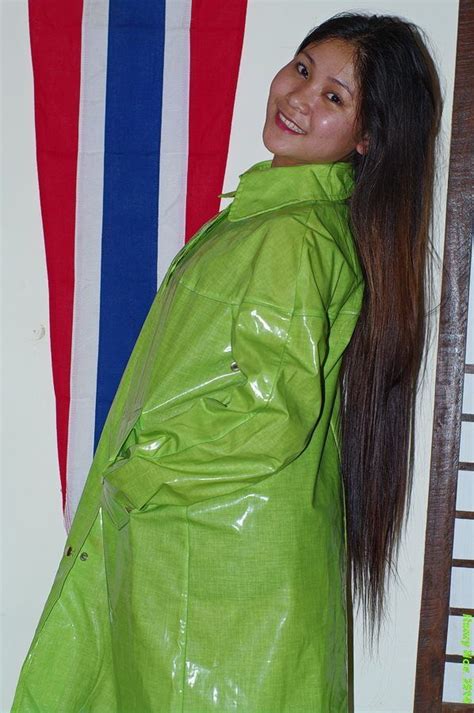 Green Pvc Raincoat Rainwear Girl Rainwear Fashion Rain Wear