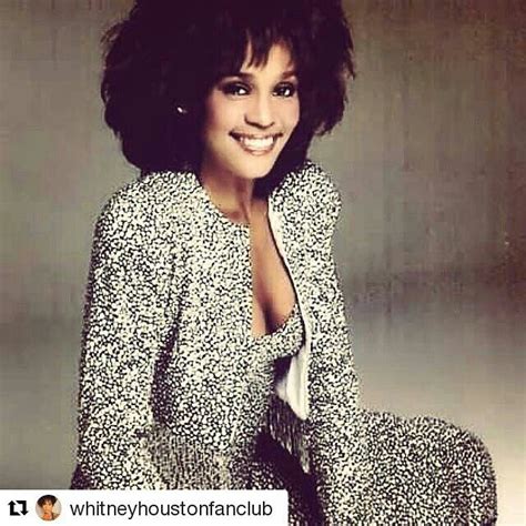 Pin By Sheila Boone On Whitney Houston Whitney Houston Whitney Houston