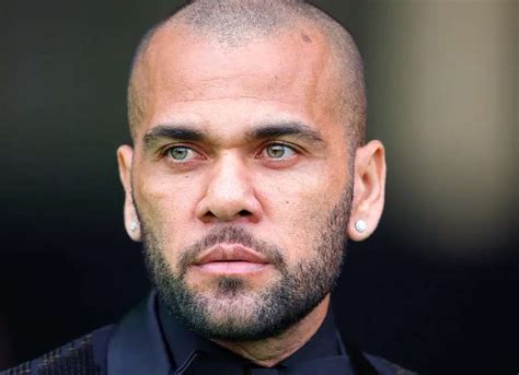 Julgamento de Daniel Alves acontecerá em fevereiro diz jornal espanhol