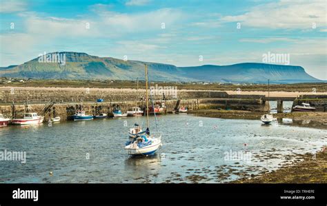 Mullaghmore beach hi-res stock photography and images - Alamy