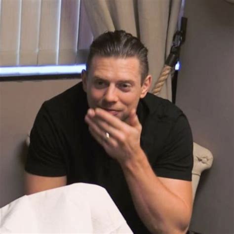 Pin By Lylianna On Total Divas Faces For Memes Total Divas Diva Miz