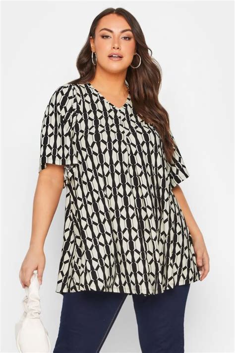 Plus Size Black Long Sleeve Swing Top Yours Clothing