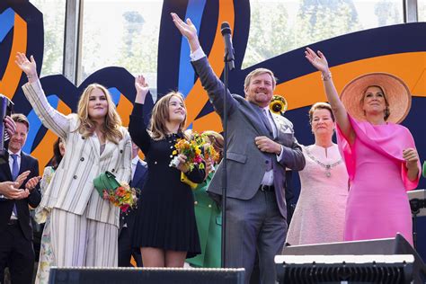 Oranje Feest De Koninklijke Familie Viert Koningsdag 2023 In Rotterdam