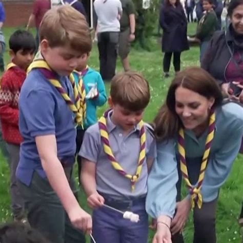 Video Prince Louis And Prince George Enjoy Smores At Coronation