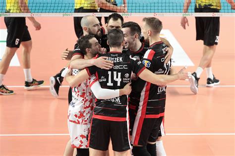 Plusliga Starcia Przebudzonych Asseco Resovia Rzesz W Podejmie Aluron