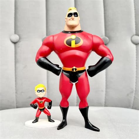 HASBRO DISNEY PIXAR The Incredibles Mr Incredible Actionfigur Vintage