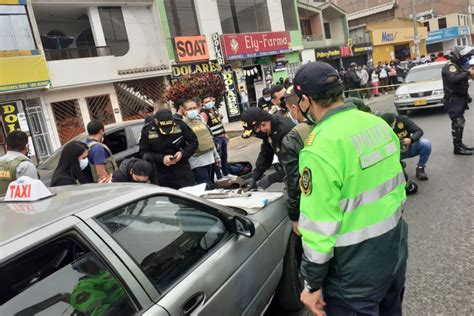 Los Olivos Polic A Frustra Asalto A Entidad Bancaria Y Detiene A