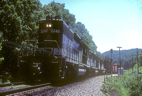 Southern Sd40 2 5240 Southern Railway Sd40 2 3240 At East Flickr