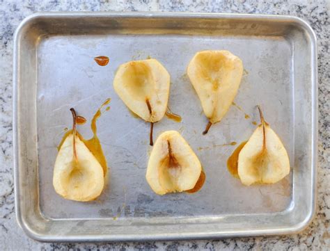 Easy Bartlett Pear Puree Recipe - California Grown