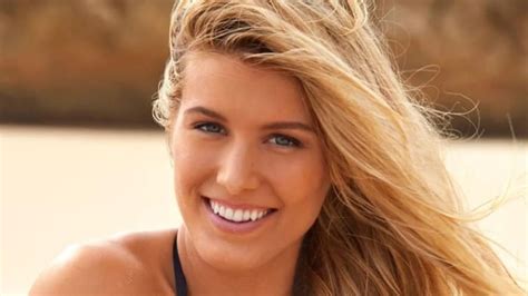 Stunning Photos Of Canadian Tennis Player Genie Bouchard In Aruba