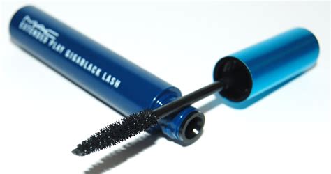 Mac Extended Play Gigablack Lash Mascara Review The Beauty Isle