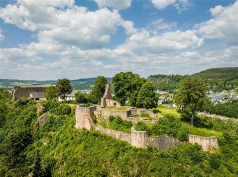 Burgruine Löwenburg Burg outdooractive