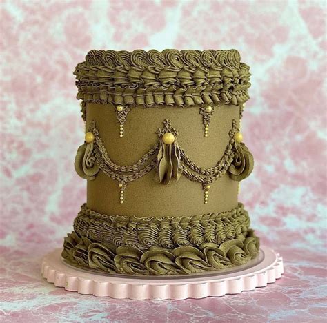 Pin By Tuberose Cake Studio On Lambeth Styled Cakes Vintage Cake