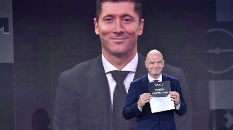 Lewandowski Wins Best Men S Player Ronaldo Picks Up Special Award CGTN