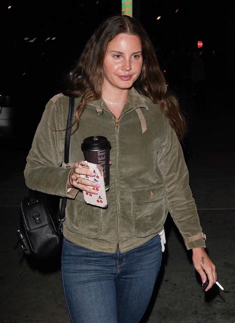 Lana Del Rey out in California last night! (nicer captioned compared to ...