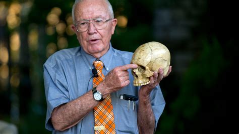 Ut Body Farm Founder Dr Bill Bass A Pioneer In Forensic Anthropology