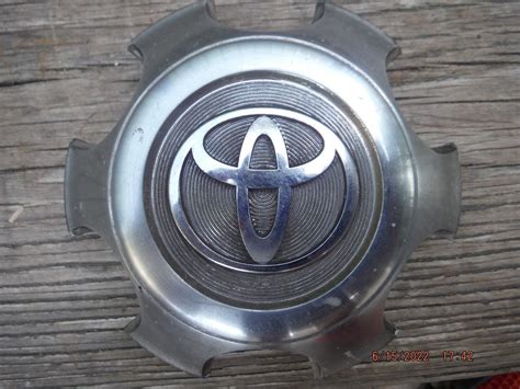 Used 2005 2012 Toyota Tacoma Alloy Wheel Center Cap 42603 Ad070 For