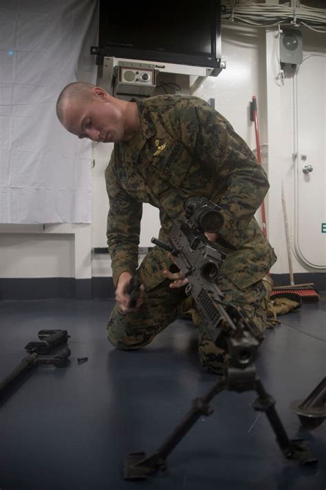 Dvids Images St Meu Marines Conduct Weapon Familiarization