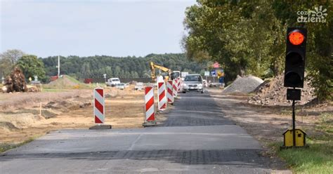 Trwa przebudowa drogi Radom Gębarzów Polany